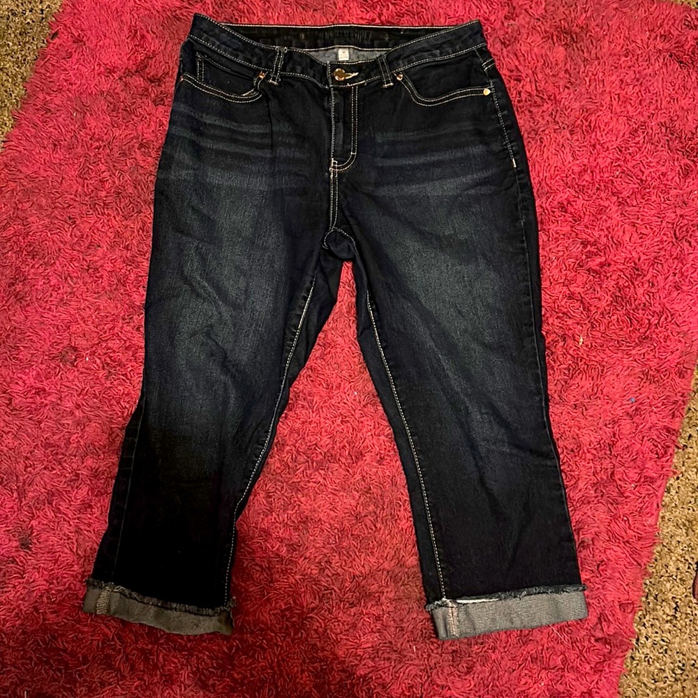 Jennifer Lopez capri blue jeans size woman’s 10